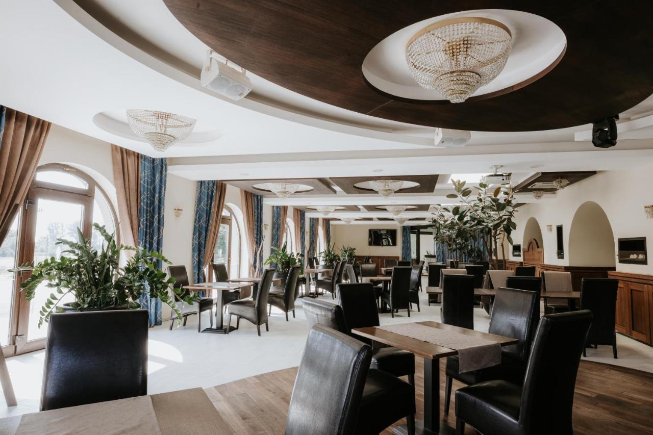 Hotel Bonaparte Košice Εξωτερικό φωτογραφία