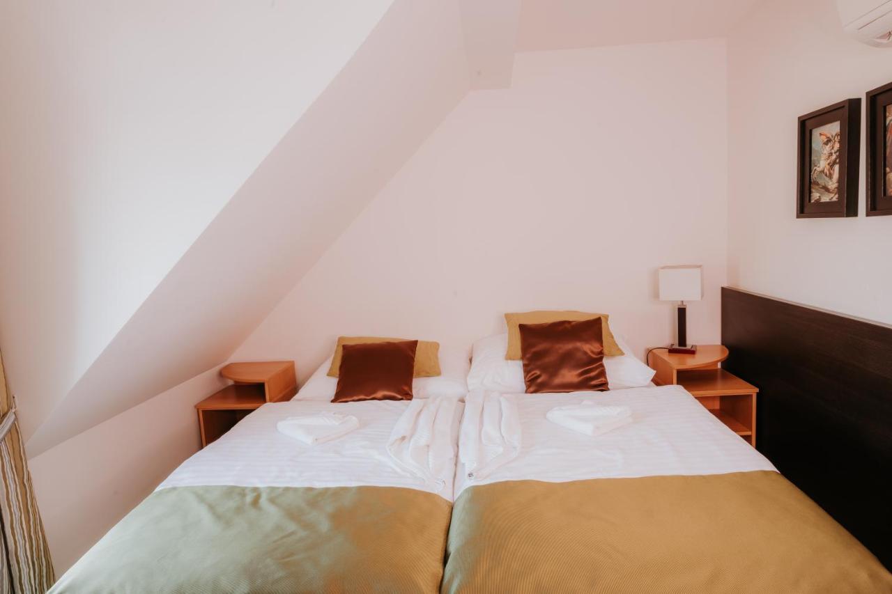 Hotel Bonaparte Košice Εξωτερικό φωτογραφία