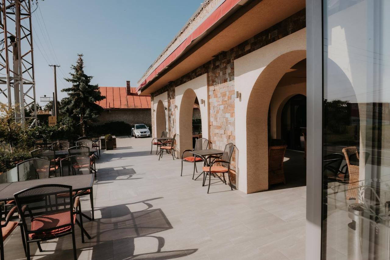 Hotel Bonaparte Košice Εξωτερικό φωτογραφία